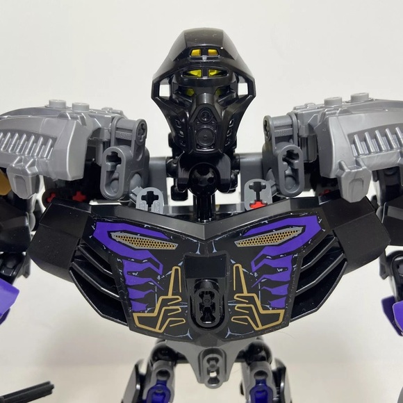 LEGO BIONICLE Onua - Master of Earth 70789 99% Complete No Gold Mask Or Manual. - Picture 3 of 9